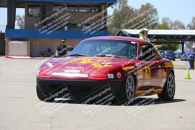 media/Apr-30-2022-CalClub SCCA (Sat) [[98b58ad398]]/Around the Pits/